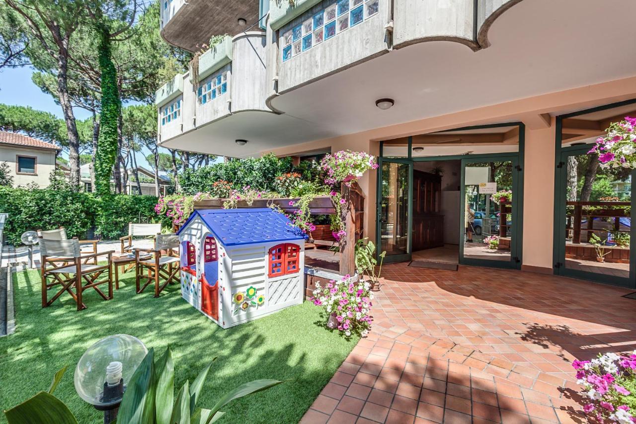 Hotel Residence Jamaica Milano Marittima Dış mekan fotoğraf
